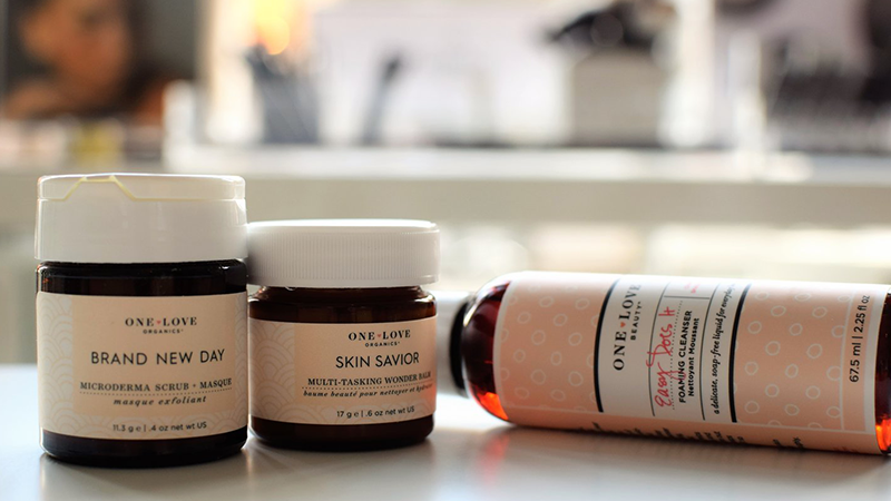 TRAVEL SIZED HAIR & SKINCARE FOR YOUR NEXT GETAWAY